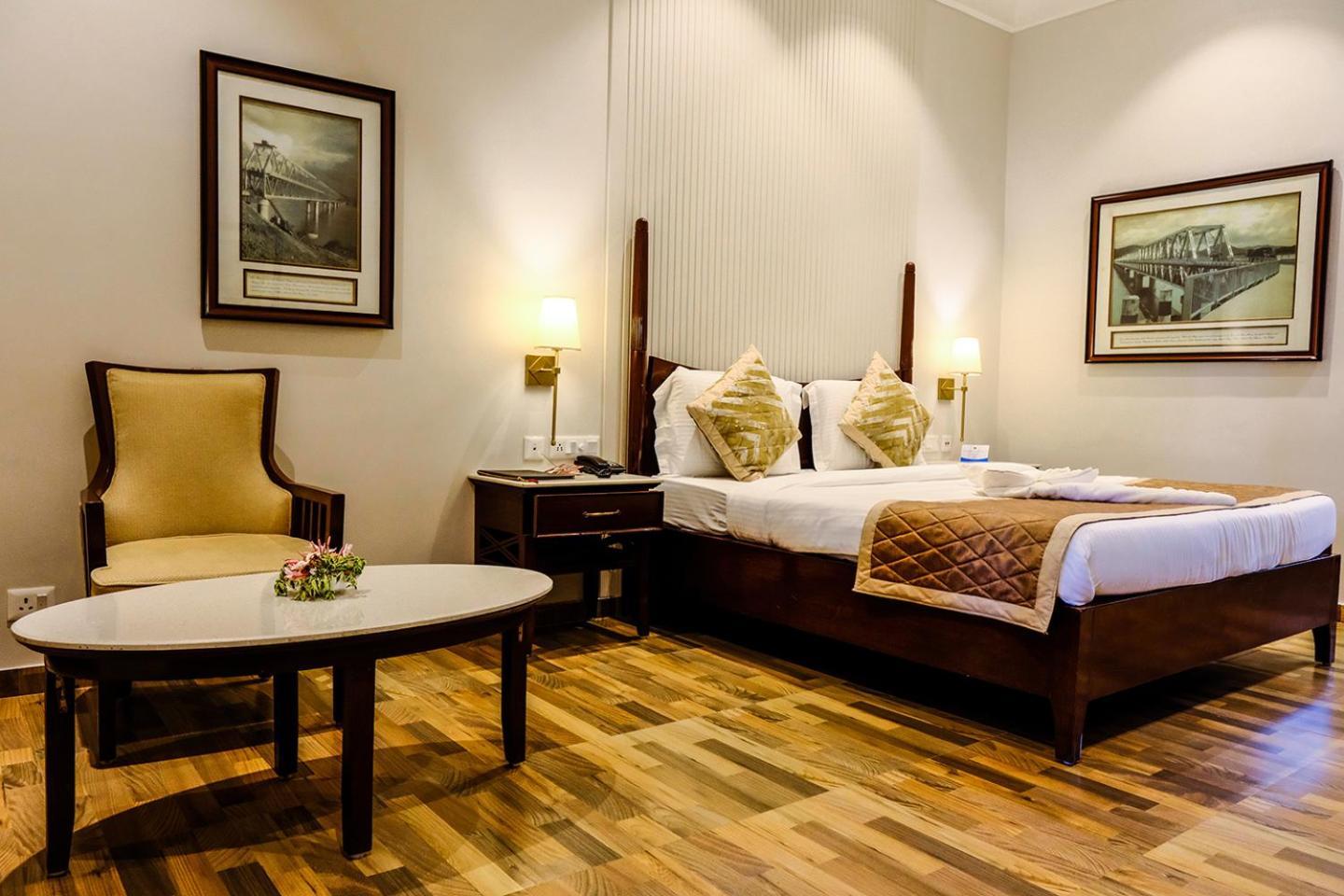 Chanakya Bnr Hotel Puri Ngoại thất bức ảnh